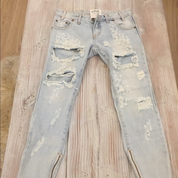 One Teaspoon destroyed denim jeans - Picture 2 of 5